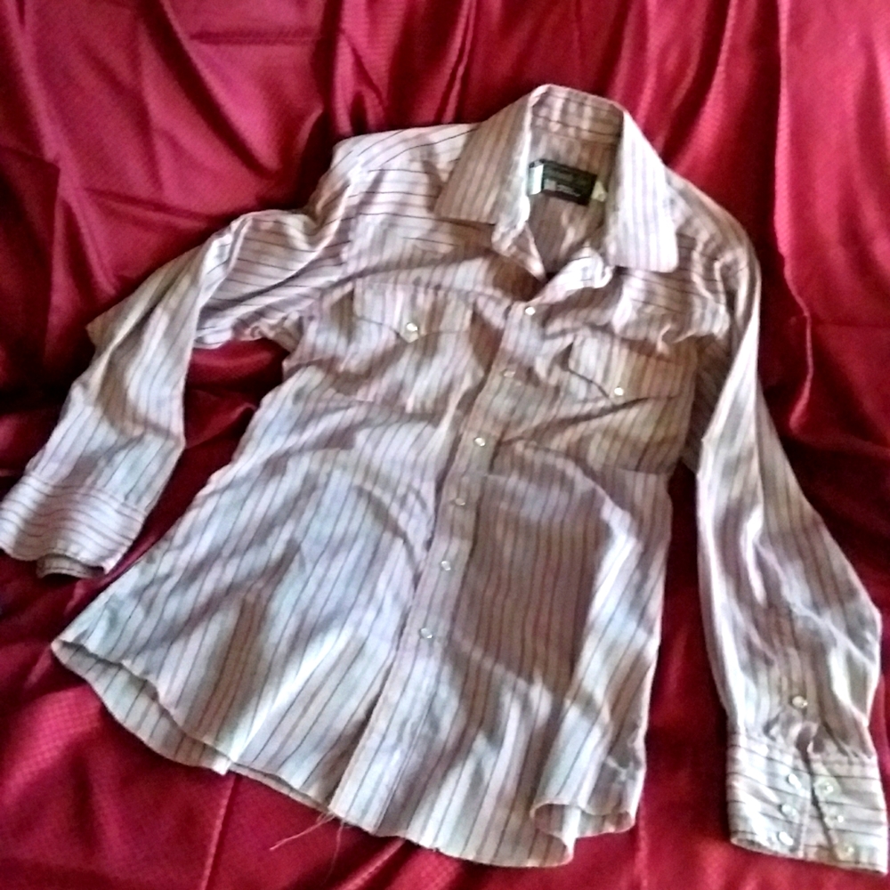 Men's long sleeved WESTERN  style dress  shirt.